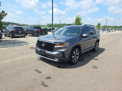 Used 2025 Honda Pilot Touring