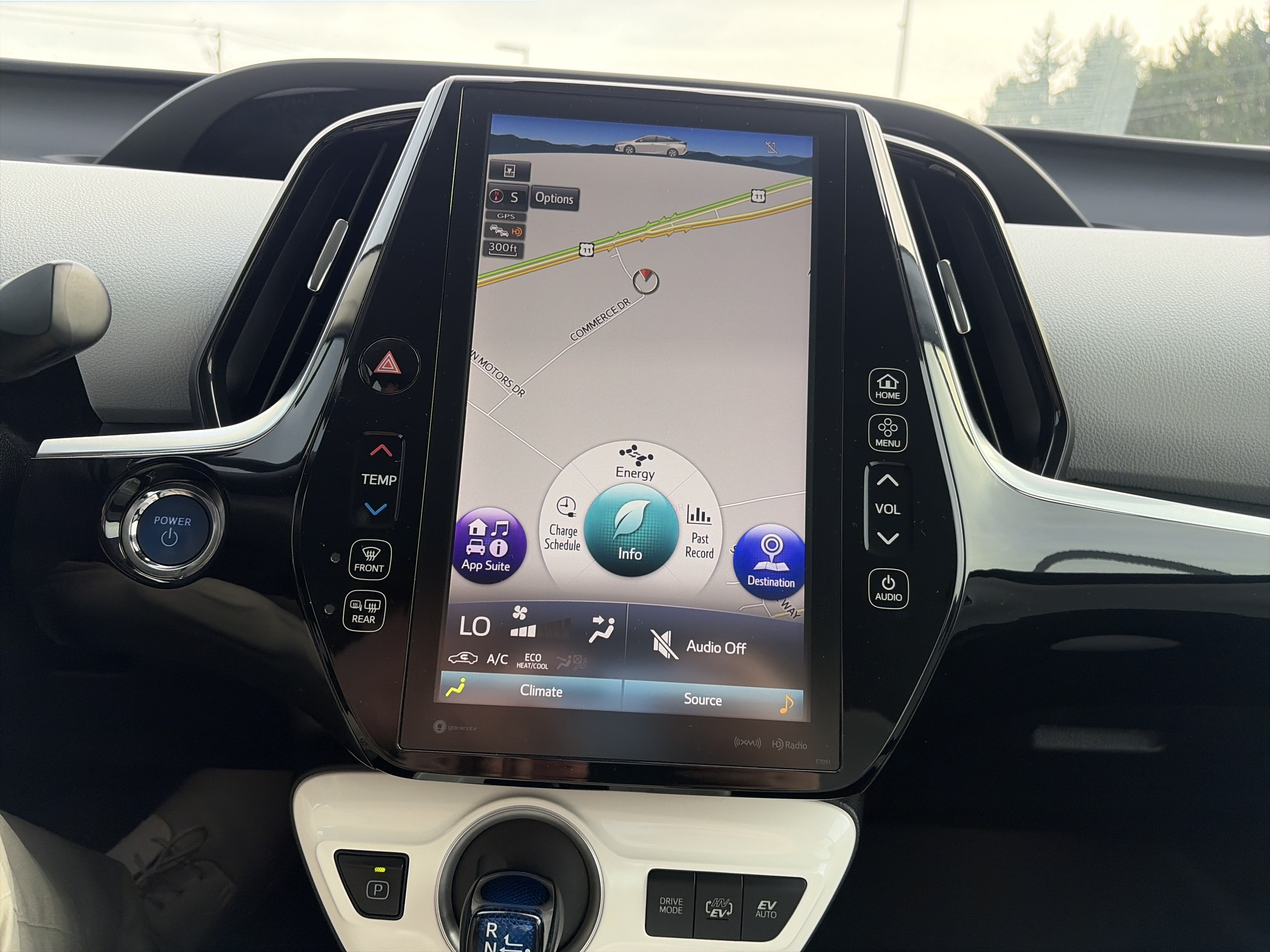 Used 2019 Toyota Prius Prime Premium FWD image 29