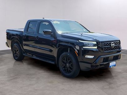 Used 2023 Nissan Frontier SV w/ Midnight Edition Package