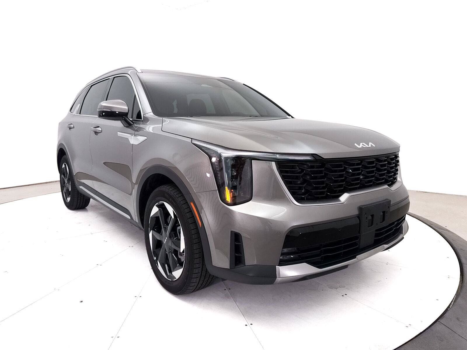 Used 2025 Kia Sorento EX FWD image 14