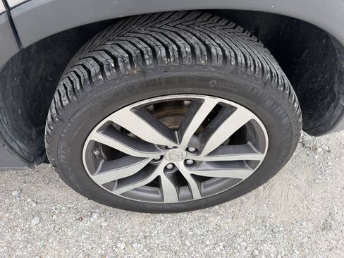 Used 2016 Honda Pilot Touring image 10