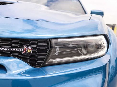 Used 2022 Dodge Charger Scat Pack RWD image 7