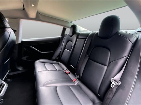Used 2021 Tesla Model 3 Standard Range Plus RWD image 18