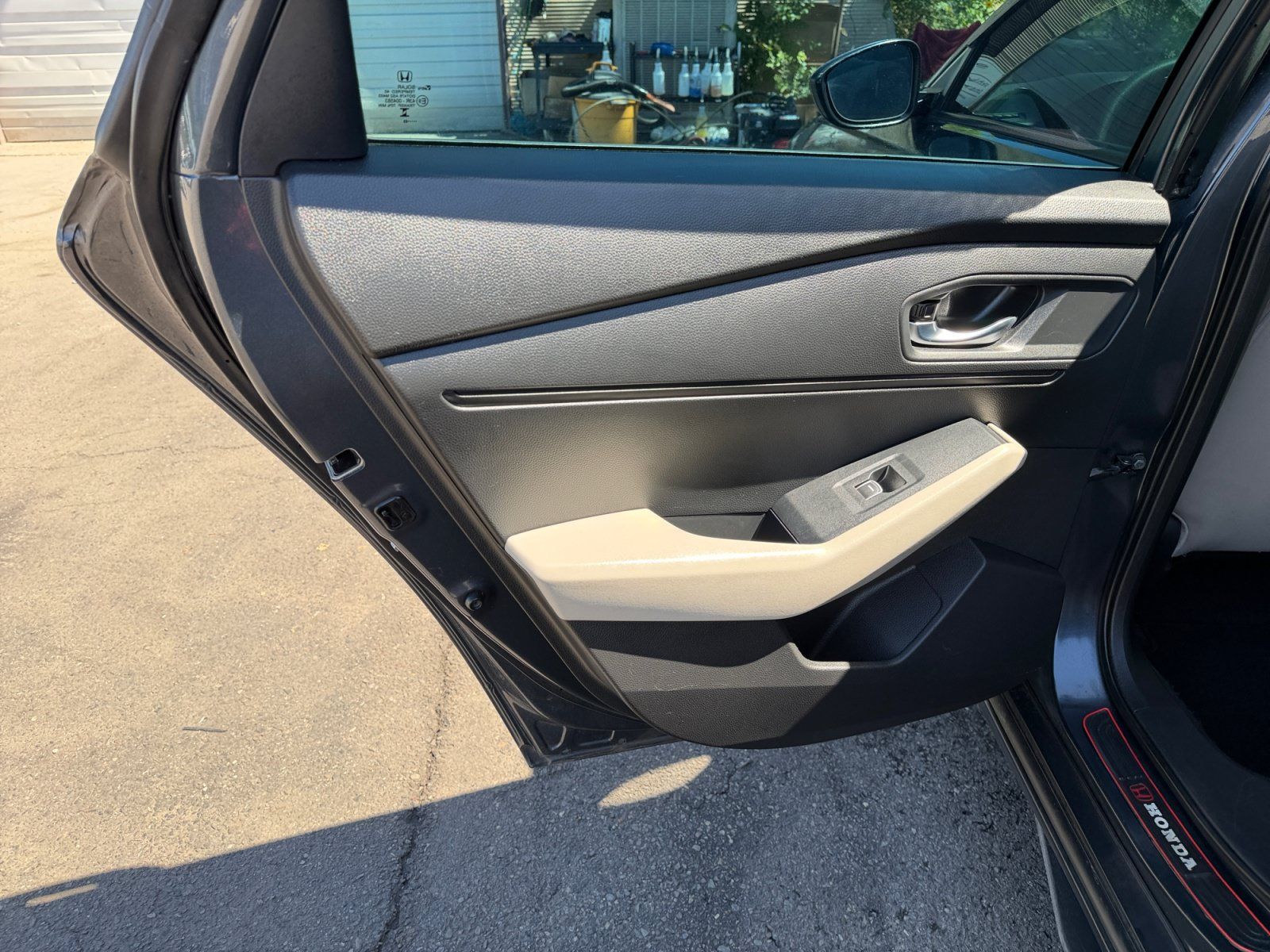 Used 2023 Honda Accord EX image 27