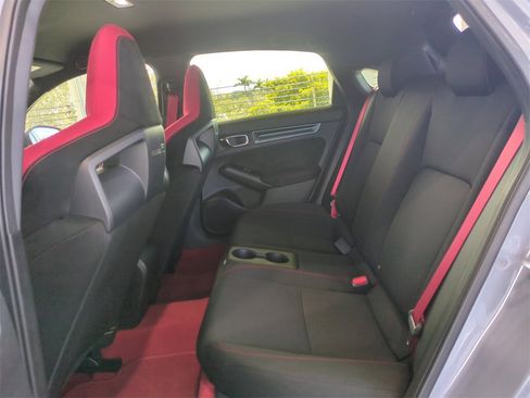 Used 2025 Honda Civic Type R image 15