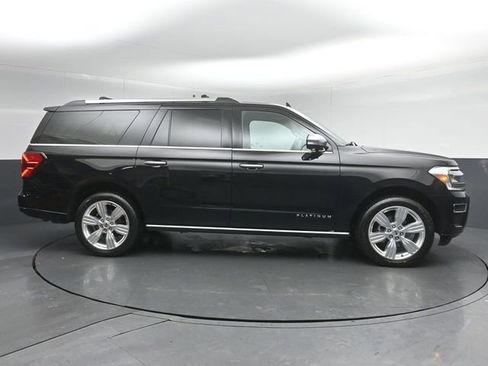 Certified 2024 Ford Expedition Max Platinum image 8