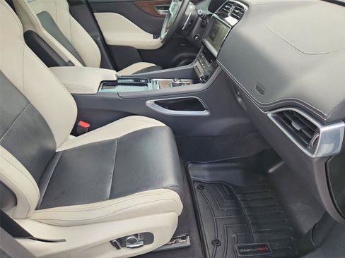 Used 2020 Jaguar F-PACE R-Sport AWD/4WD image 29