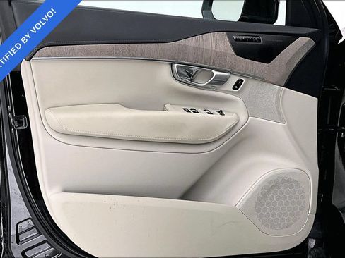 Used 2024 Volvo XC90 B6 Ultimate w/ Protection Package Premier AWD/4WD image 21