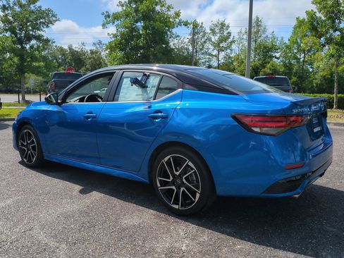 New 2025 Nissan Sentra SR image 6