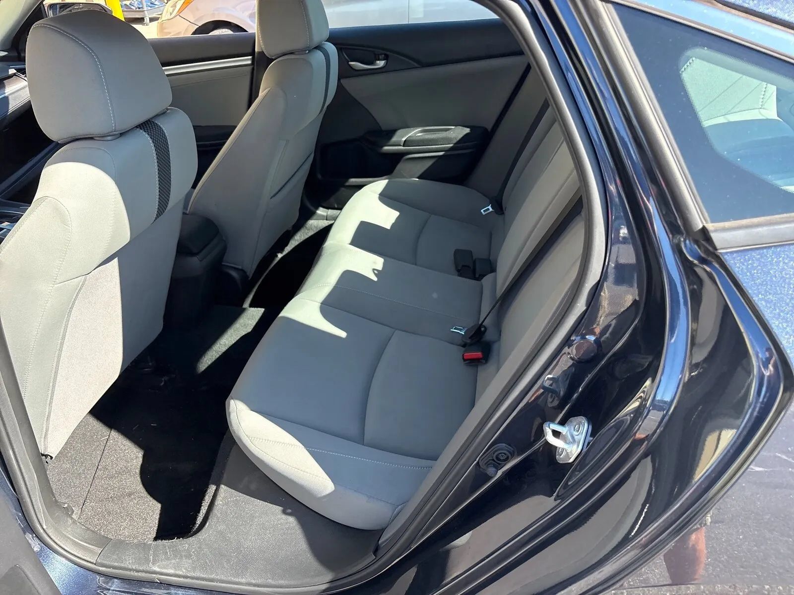 Used 2021 Honda Civic EX image 5