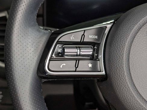 Certified 2024 Kia Seltos SX w/ SX Sunroof Package AWD/4WD image 37