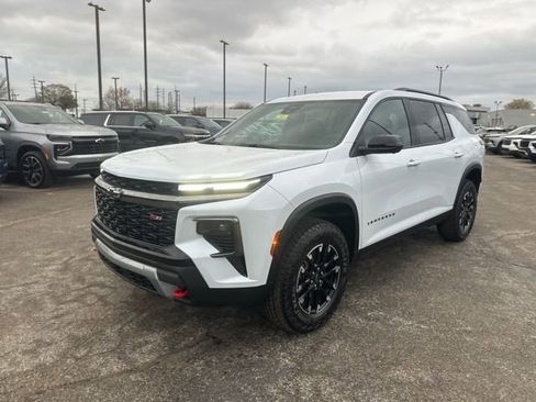 New 2026 Chevrolet Traverse Z71 w/ Driver Confidence Package AWD/4WD image 7
