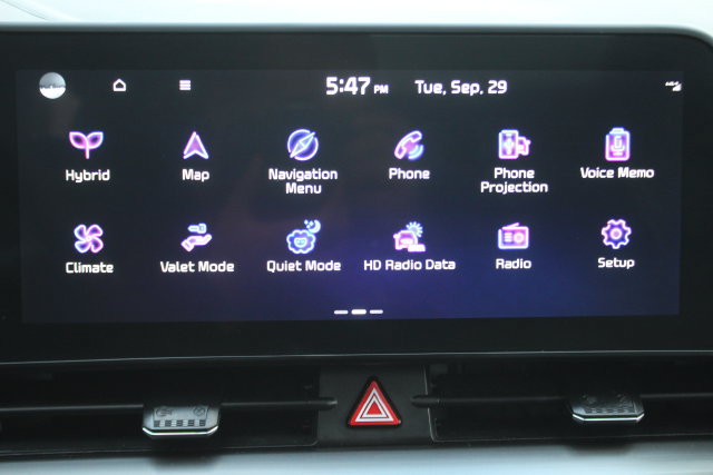 Used 2024 Kia Sportage EX w/ EX Premium Package AWD/4WD image 5