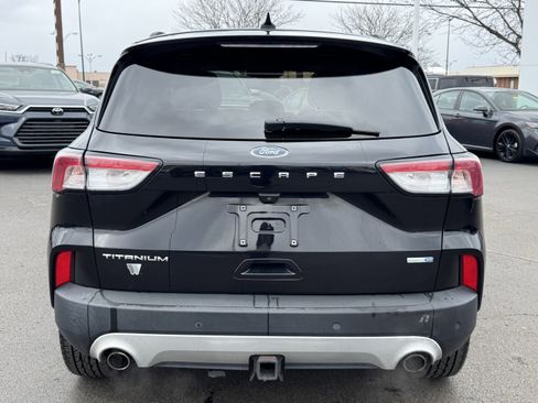 Used 2020 Ford Escape Titanium AWD/4WD image 18