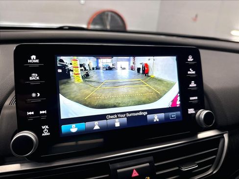 Used 2022 Honda Accord Touring image 22