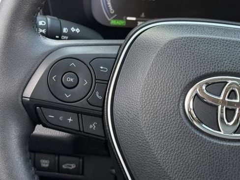 Used 2023 Toyota RAV4 Limited image 15