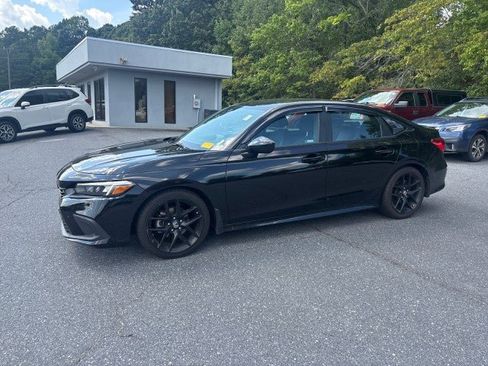 Used 2024 Honda Civic Sport image 2