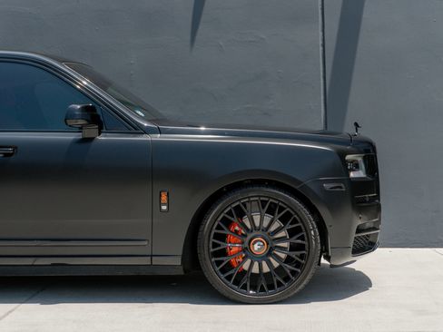 Used 2021 Rolls-Royce Cullinan AWD/4WD image 34