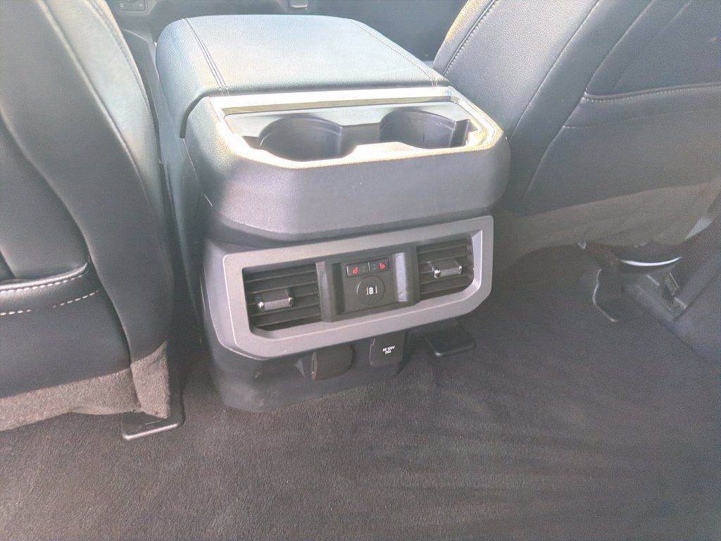 Used 2023 Ford F250 Lariat w/ Lariat Ultimate Package AWD/4WD image 30
