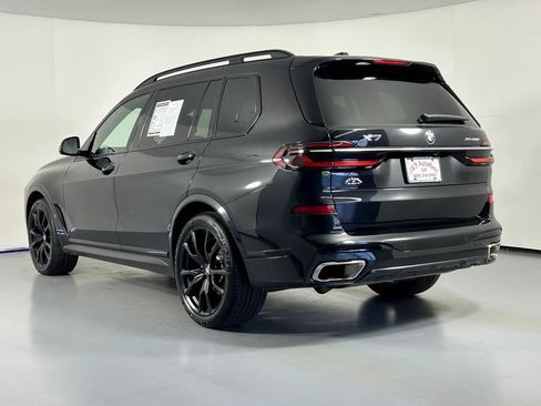 Used 2023 BMW X7 xDrive40i w/ M Sport Package AWD/4WD image 5