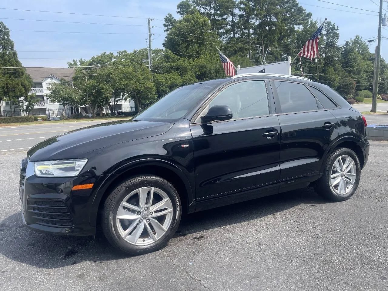 Used 2018 Audi Q3 2.0T Premium w/ Convenience Package FWD image 4