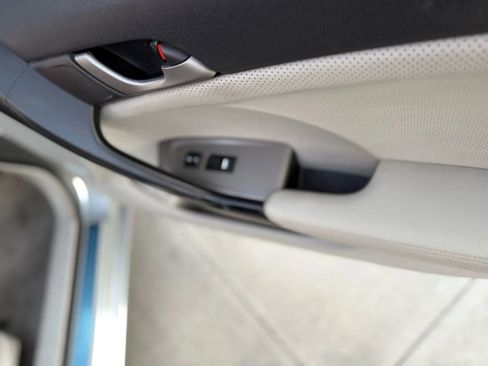 Used 2010 Acura TSX Sedan image 24