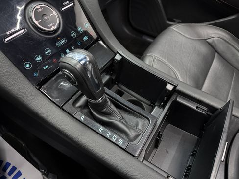 Used 2017 Ford Taurus Limited image 23