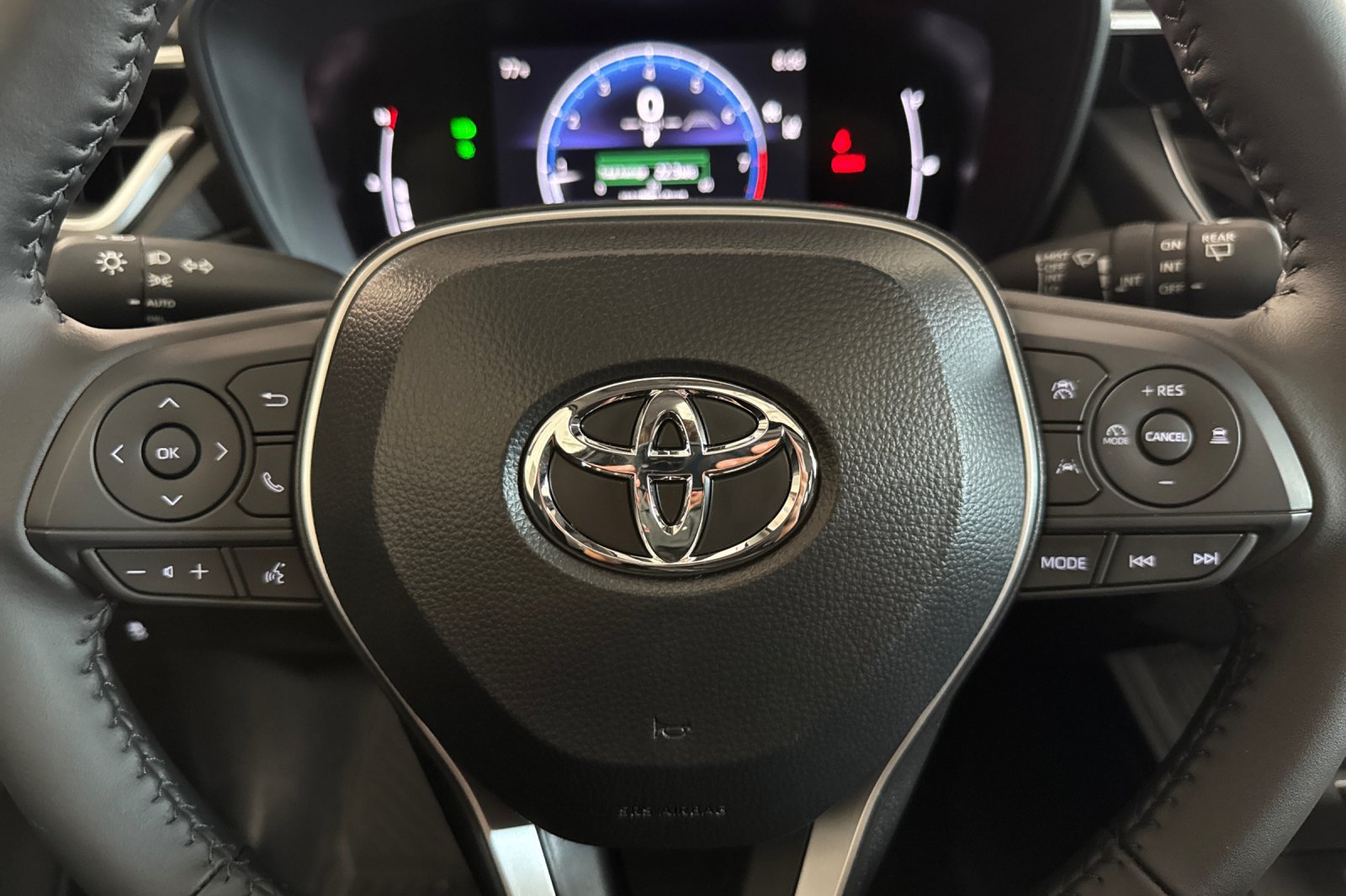 New 2026 Toyota Corolla Cross LE FWD image 26