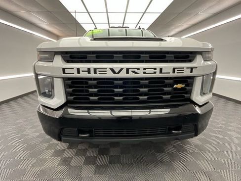 Used 2023 Chevrolet Silverado 2500 Custom w/ Custom Convenience Package AWD/4WD image 2