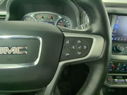 Used 2021 GMC Acadia SLT FWD image 27