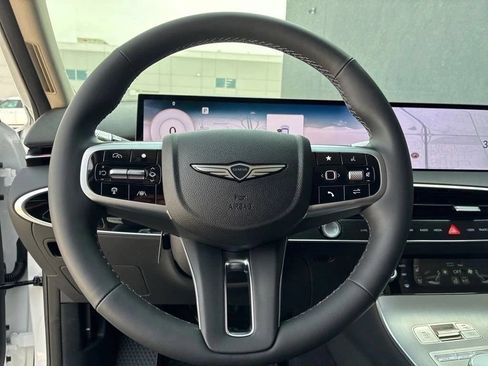 New 2026 Genesis GV70 2.5T AWD/4WD image 9