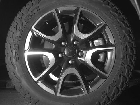 Used 2025 Jeep Compass Trailhawk image 13