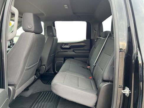 Used 2025 Chevrolet Silverado 1500 LT AWD/4WD image 5
