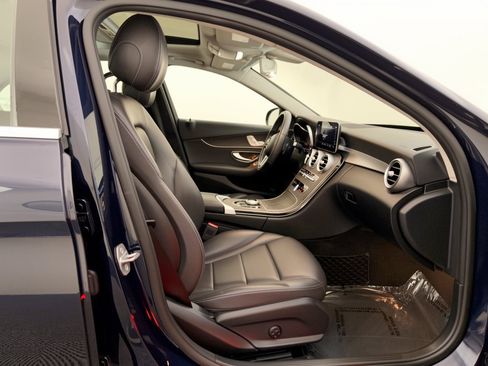 Used 2019 Mercedes-Benz C 300 Sedan image 30