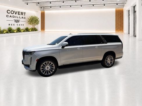 Used 2021 Cadillac Escalade ESV Premium Luxury AWD/4WD image 5