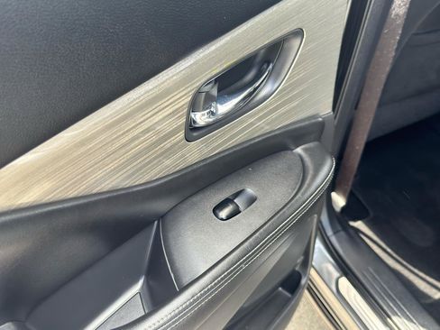 Used 2015 Nissan Murano S AWD/4WD image 35