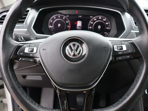 Used 2019 Volkswagen Tiguan SEL Premium AWD/4WD image 29