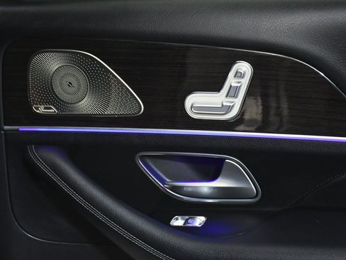 Used 2023 Mercedes-Benz GLE 450 4MATIC image 14