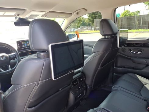 Used 2023 Honda Pilot EX-L image 19