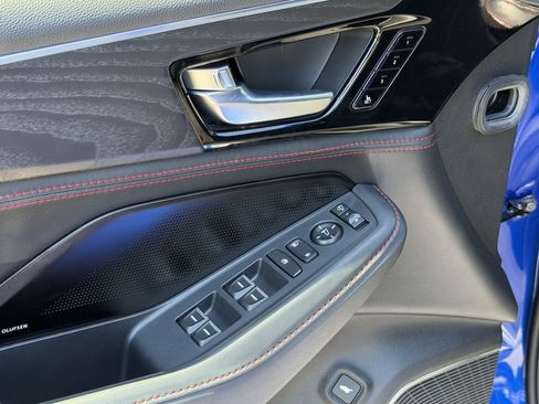 Used 2025 Acura MDX Type S AWD/4WD image 21