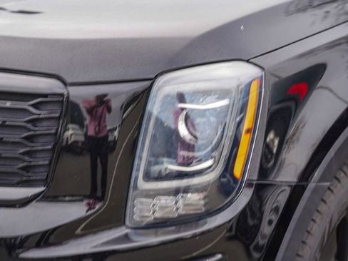Used 2022 Kia Telluride S image 7