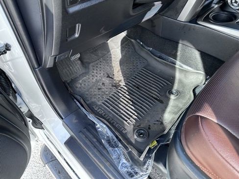 Used 2023 Toyota 4Runner Limited image 24