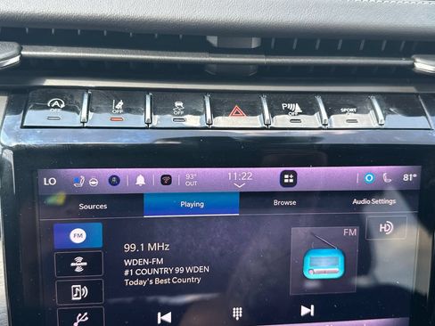 Used 2023 Jeep Grand Cherokee Overland w/ Luxury Tech Group IV RWD image 31