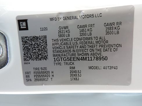 Certified 2021 GMC Canyon Denali RWD image 12