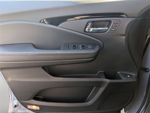 New 2026 Honda Ridgeline Black Edition image 24