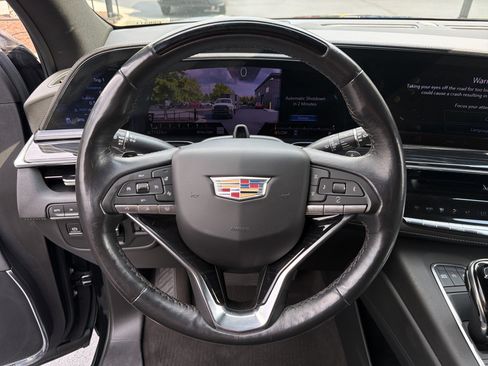Used 2023 Cadillac Escalade Sport AWD/4WD image 31