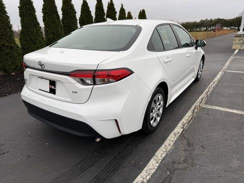 Certified 2024 Toyota Corolla LE image 2