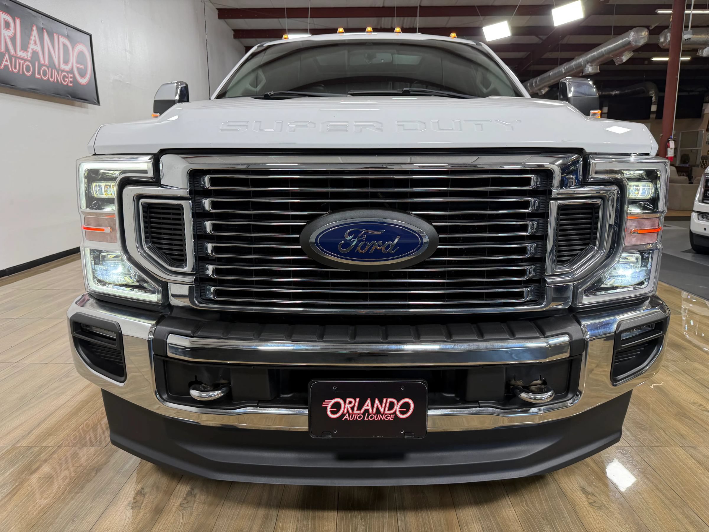 Used 2020 Ford F350 Lariat w/ Lariat Ultimate Package AWD/4WD image 2