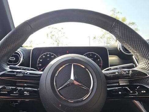 Certified 2023 Mercedes-Benz GLC 300 4MATIC image 27