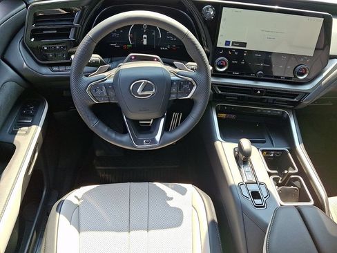 Used 2024 Lexus TX 500h AWD w/ Technology Package image 13